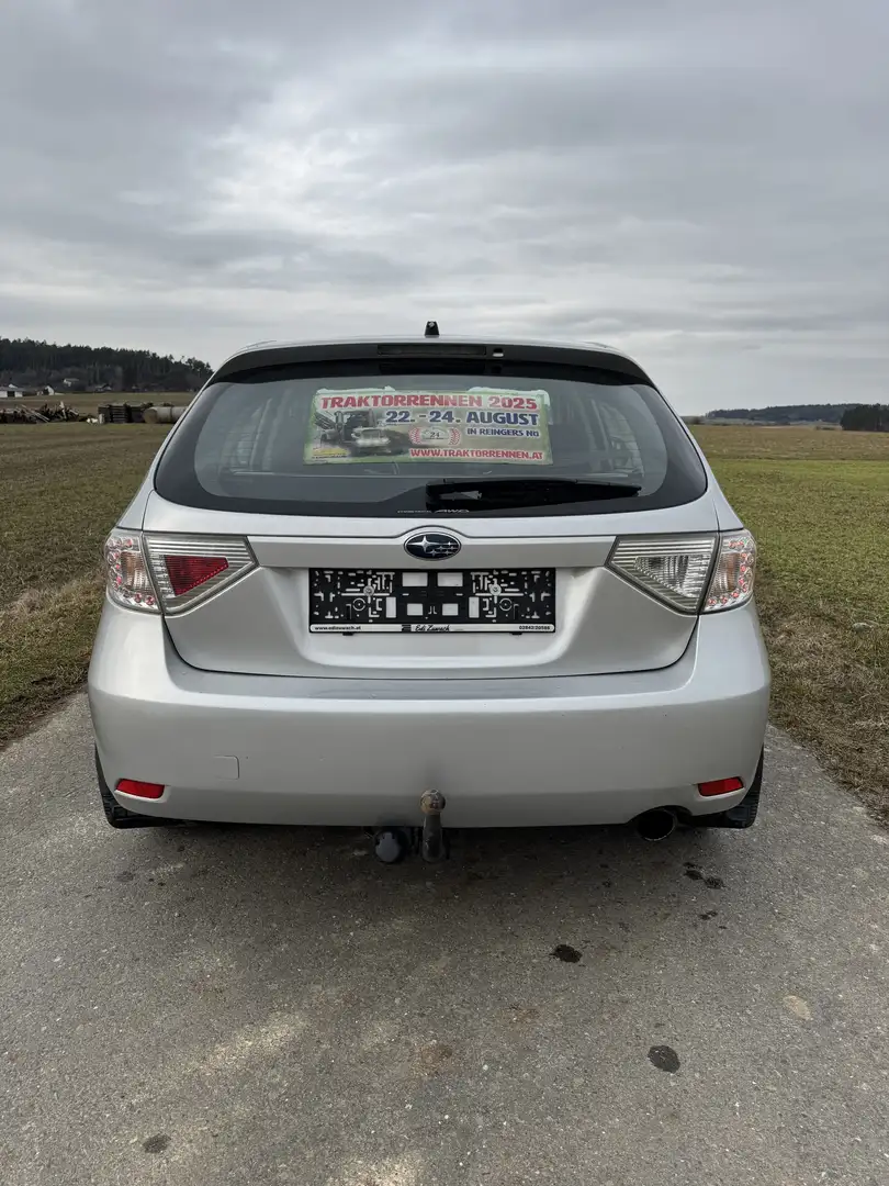 Subaru Impreza Silber - 2