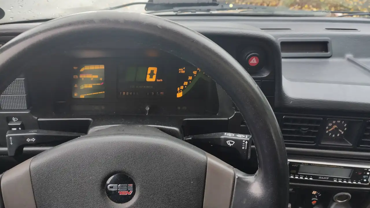 Opel Kadett GSI 16V Original (KEIN UMBAU),H-Kennzeichen & Oldtimer Zulassung,Original Zustand,Motor überholt,alles lesen., foto 8