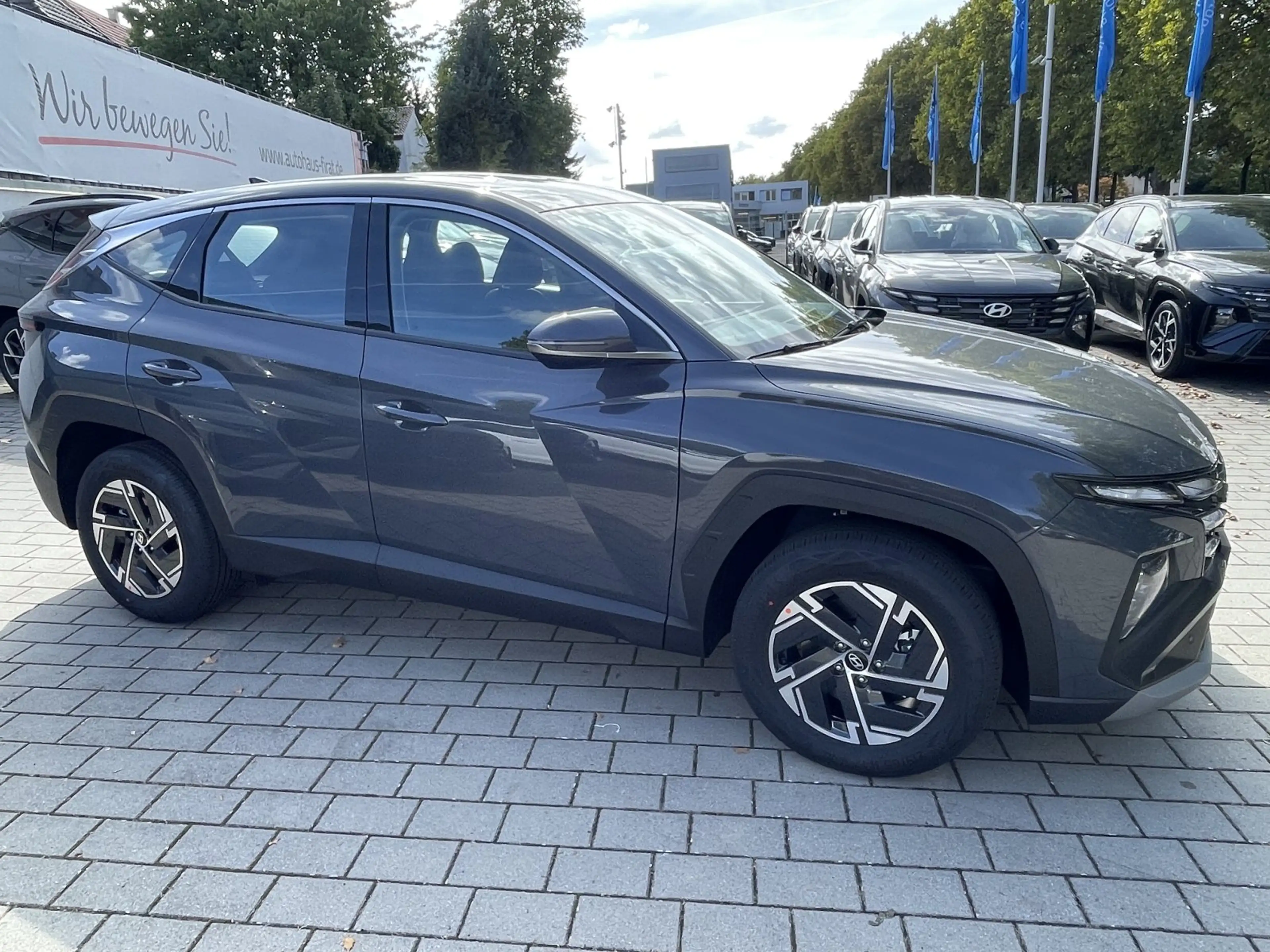 Hyundai TUCSON 1,6 T-Gdi / /NAVI/KAMERA/LED/KLIMAAUTO — photo 4