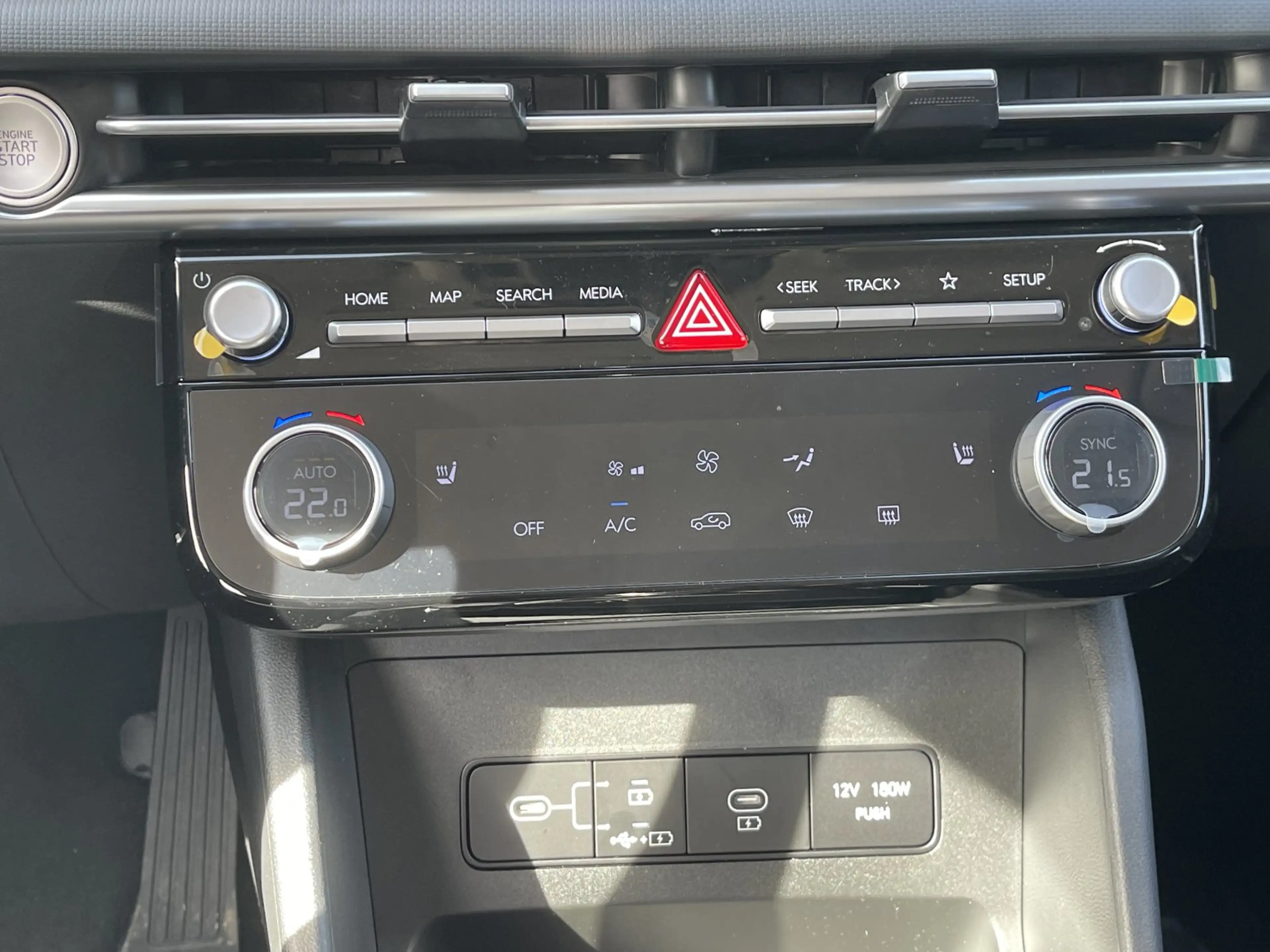 Hyundai TUCSON 1,6 T-Gdi / /NAVI/KAMERA/LED/KLIMAAUTO — photo 13