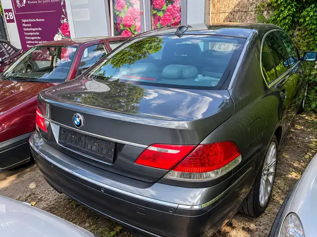 BMW 730 d E65/E66 (Facelift)*3.0 Diesel mit 231 PS