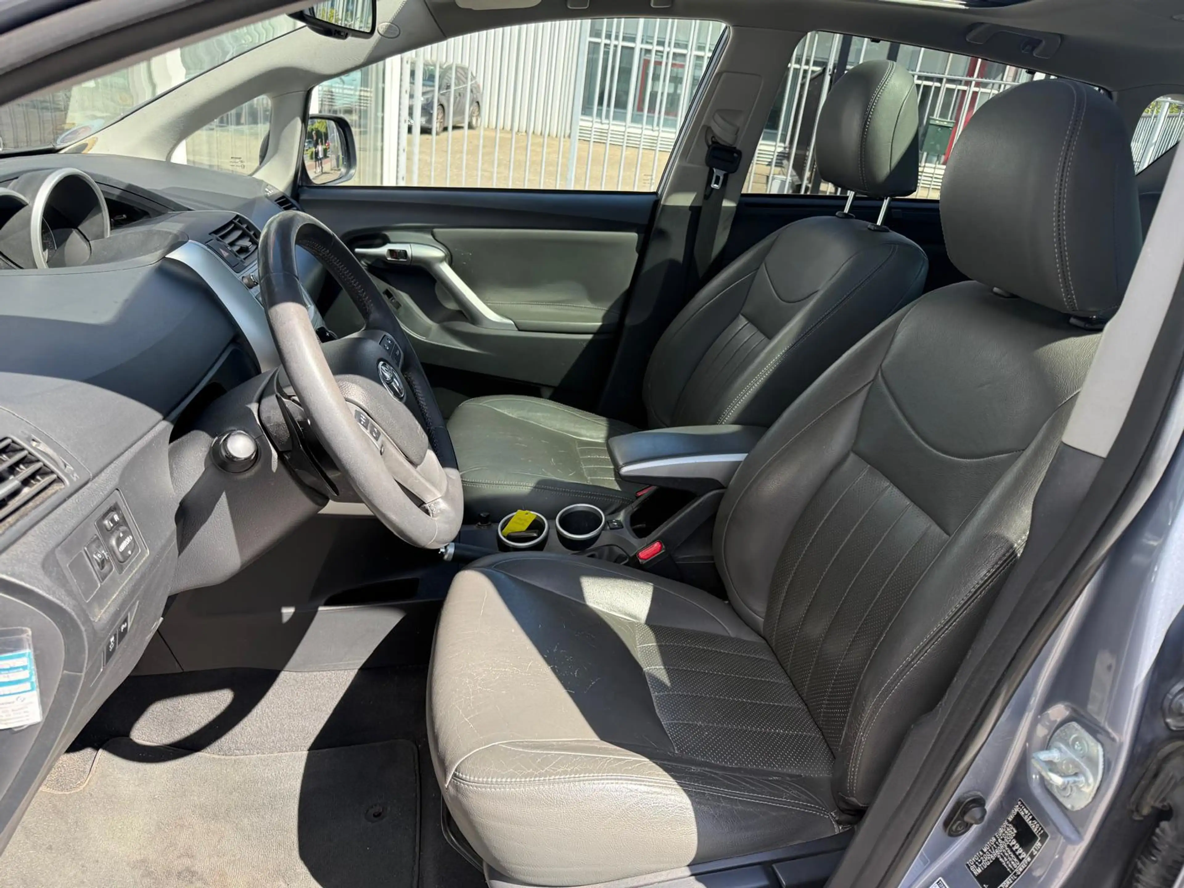 Toyota Verso 1.8 VVT-i Dynamic Business Automaat — photo 11