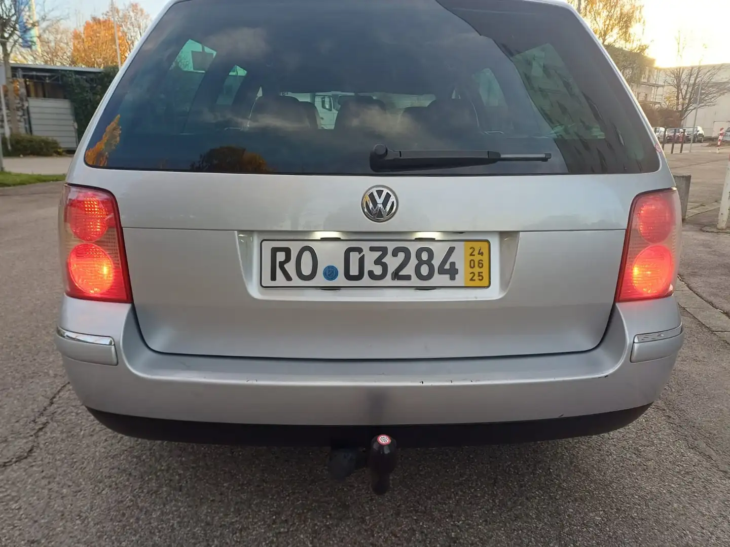 Volkswagen Passat Variant 2.5 TDI V6 4Motion Comfortline Family - 2