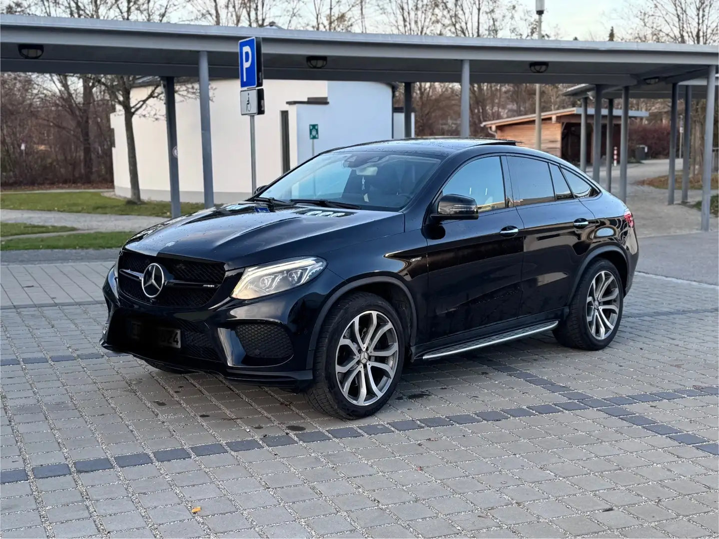 Mercedes-Benz GLE 450 GLE 450 / GLE 43 AMG 4Matic (292.364) Negru - 1