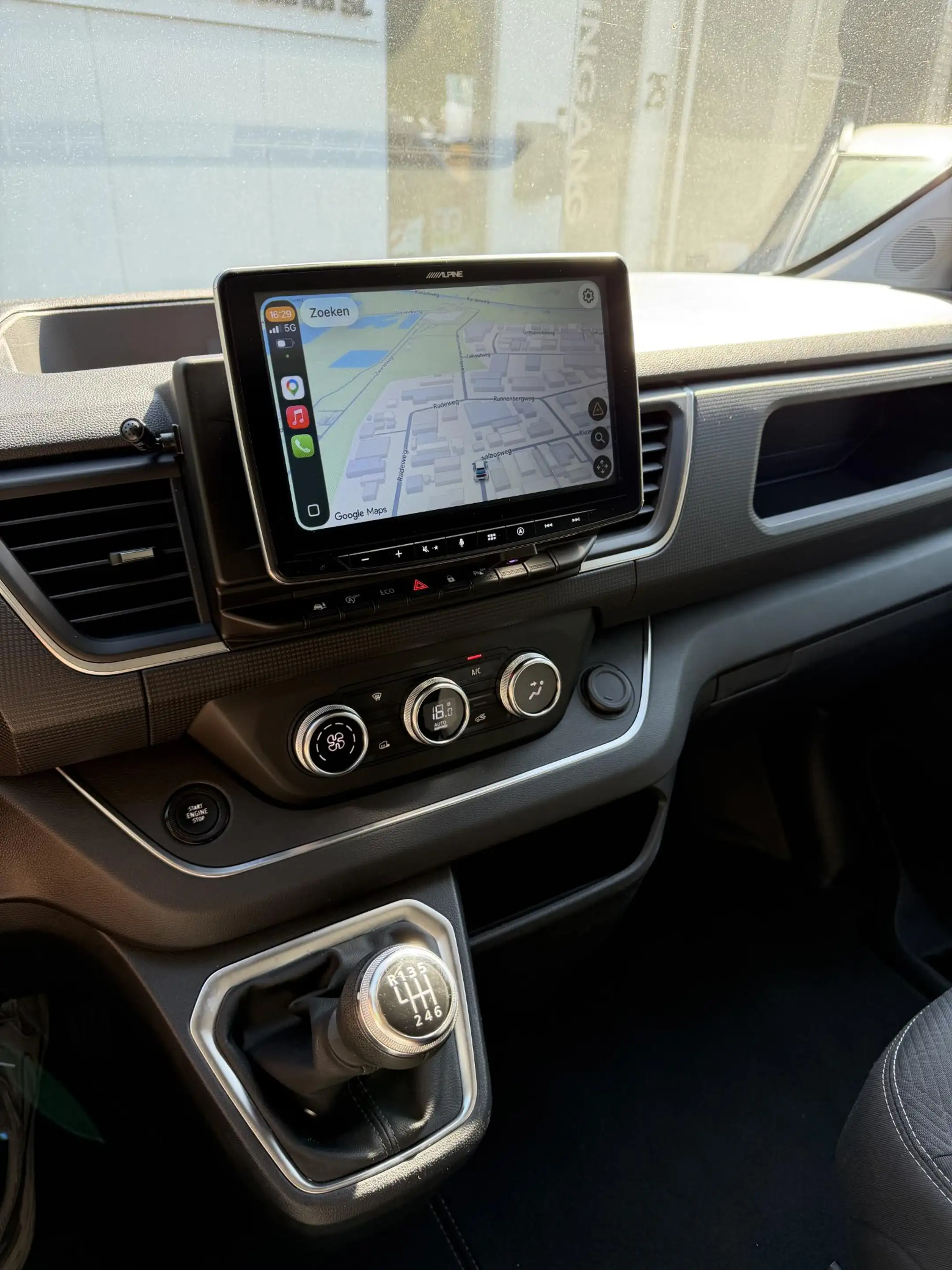 Renault Trafic 2.0 dCi 130 T29 L1H1 Luxe Keyless | Clima | Camera — photo 5