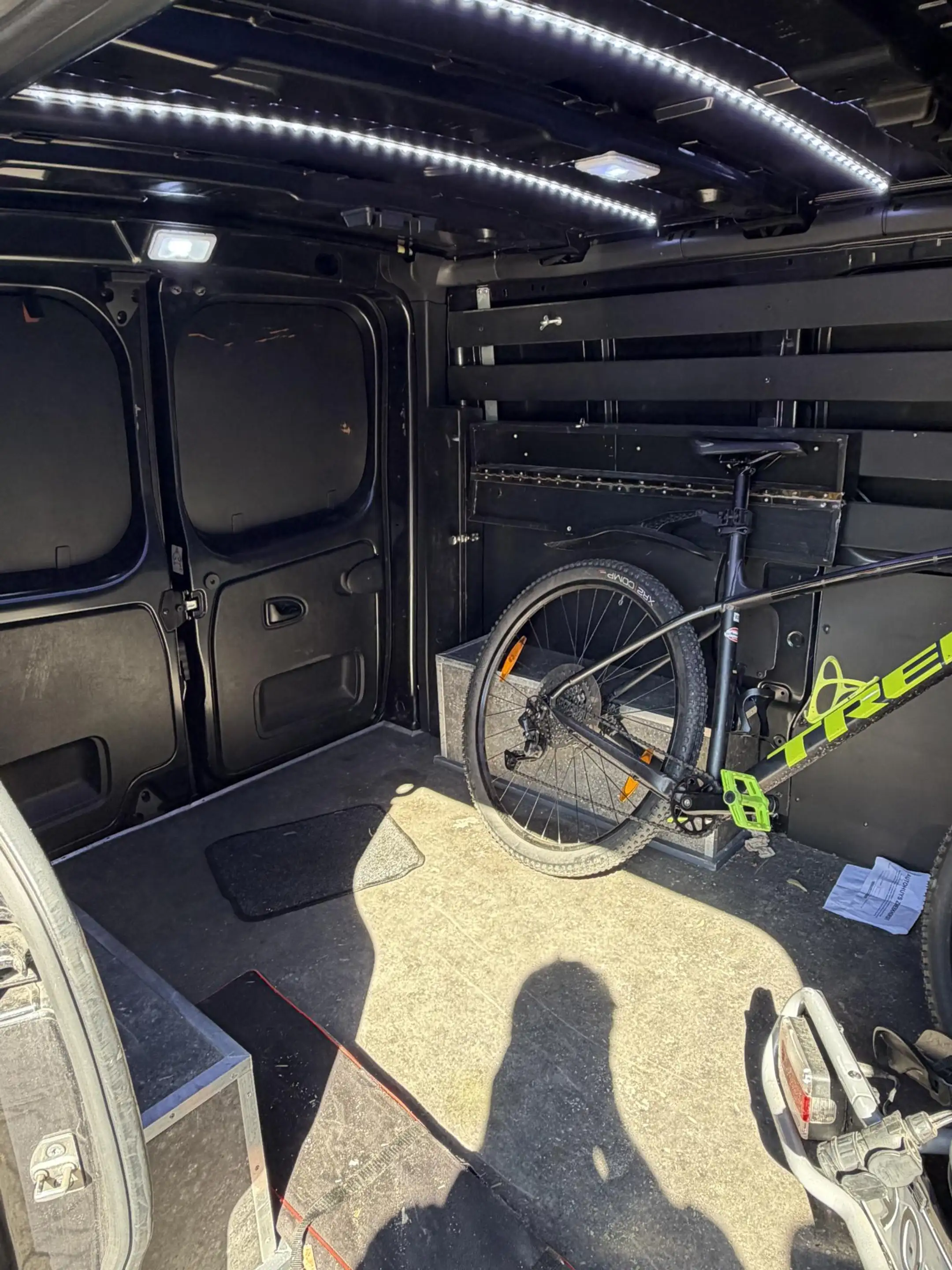 Renault Trafic 2.0 dCi 130 T29 L1H1 Luxe Keyless | Clima | Camera — photo 12