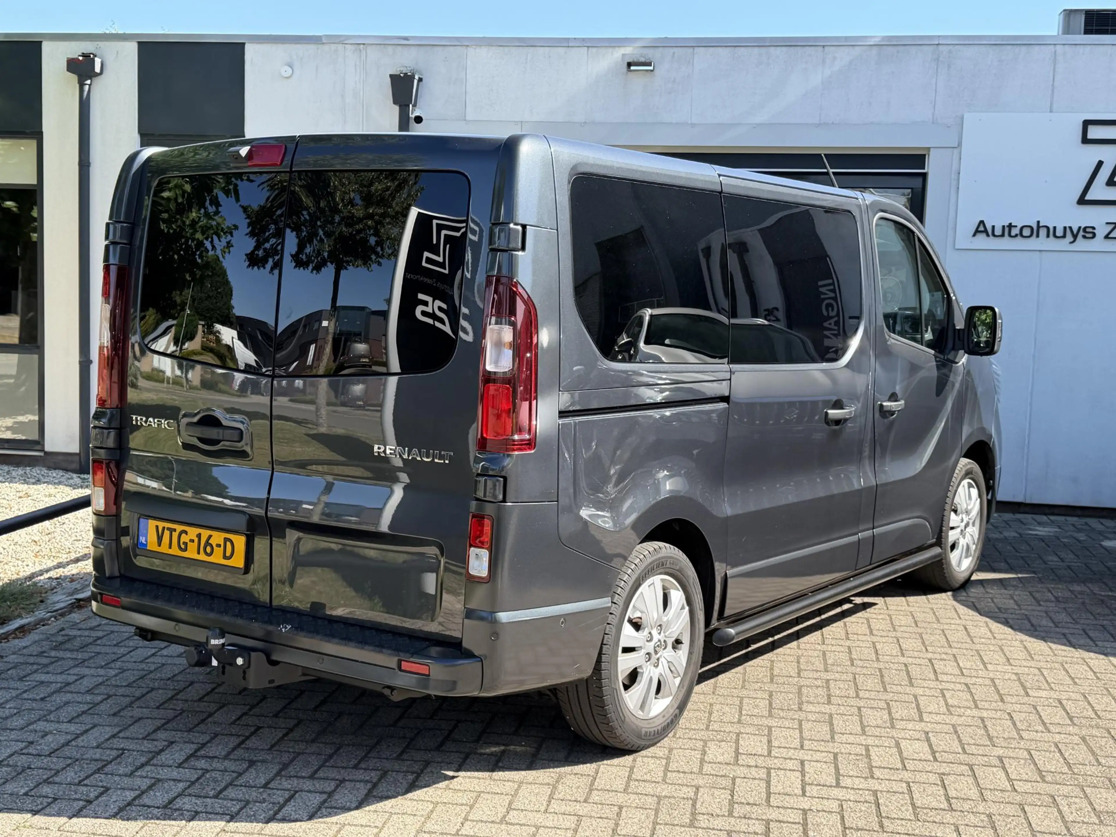 Renault Trafic 2.0 dCi 130 T29 L1H1 Luxe Keyless | Clima | Camera — photo 2