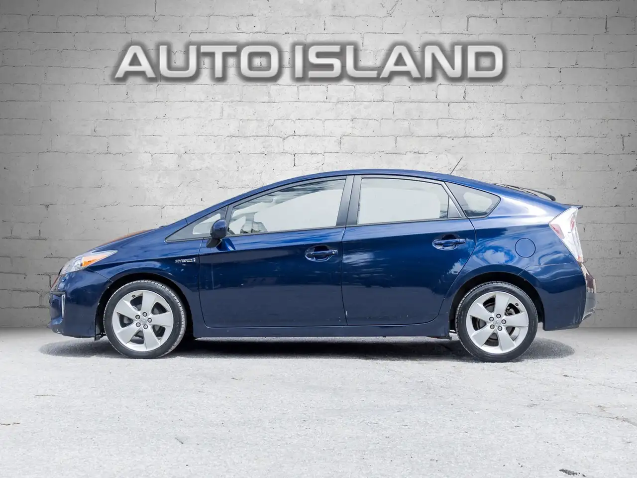Toyota Prius снимка Toyota Prius