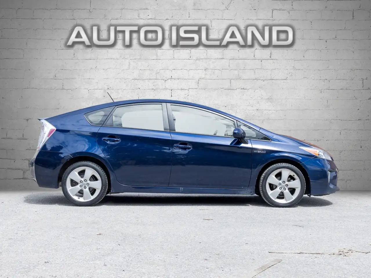 Toyota Prius снимка Toyota Prius