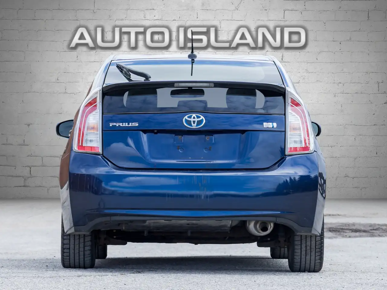 Toyota Prius снимка Toyota Prius