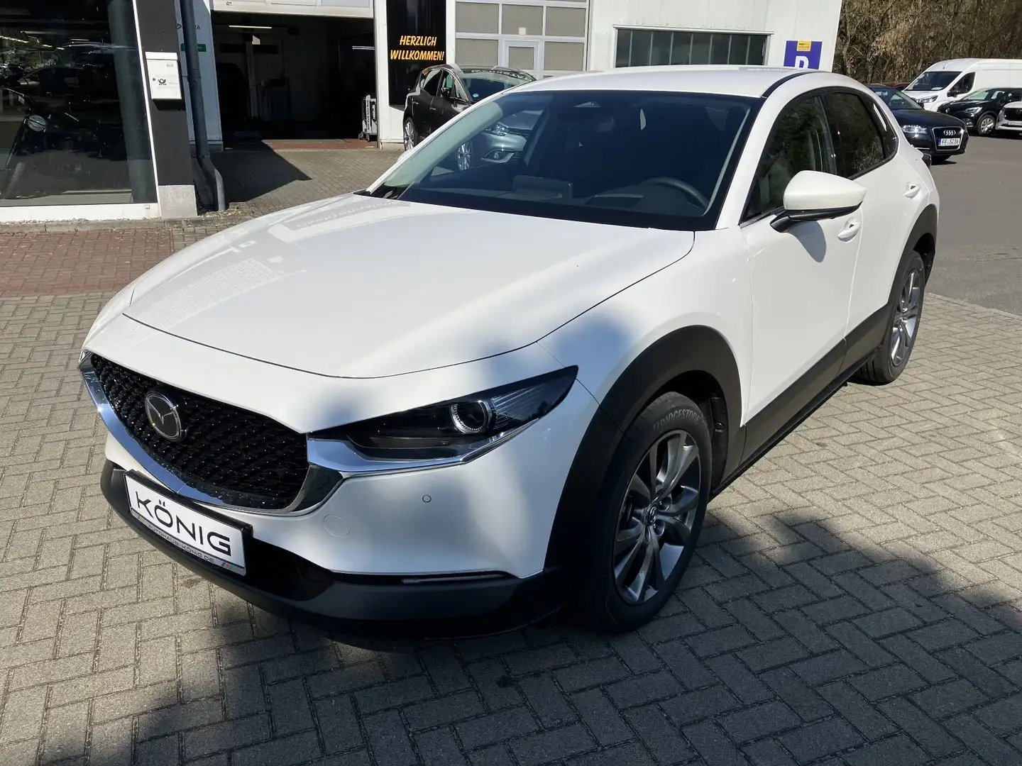 Mazda CX-30 2.0L SKYACTIVE-G 150 Automatik EXCLUSIVE Weiß - 1
