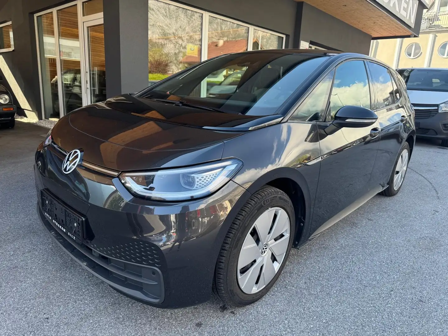 Volkswagen ID.3 Pro Performance 150 kW Business Grau - 2