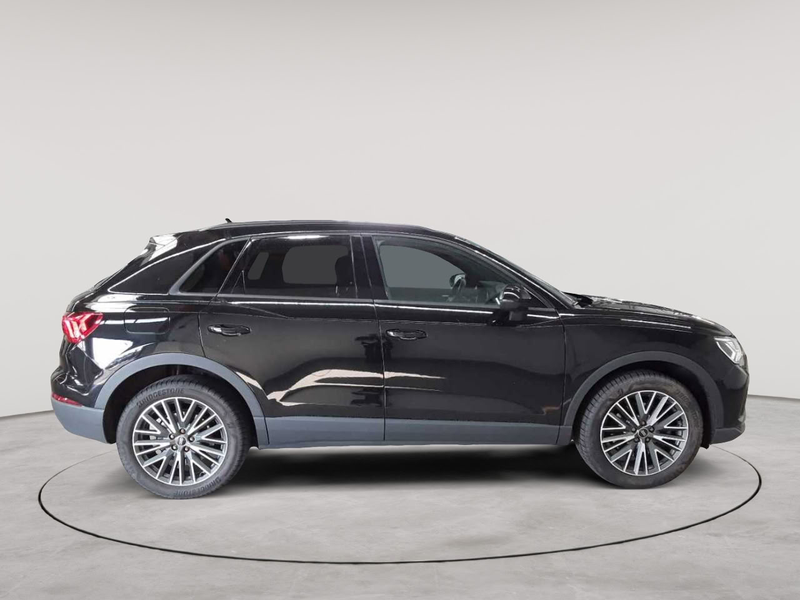 Audi Q3 Q3 45 TFSIe S tronic Navi SHZ LED — photo 3