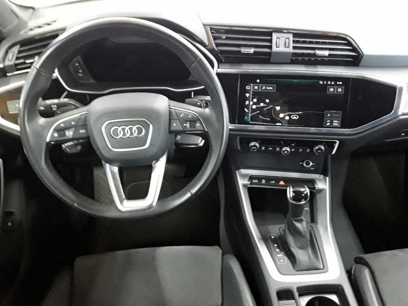 Audi Q3 Q3 45 TFSIe S tronic Navi SHZ LED — photo 10