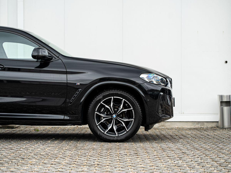 BMW X4 xDrive30d M-Sport AHK PANO ACC HuD Laser KoZg — photo 7