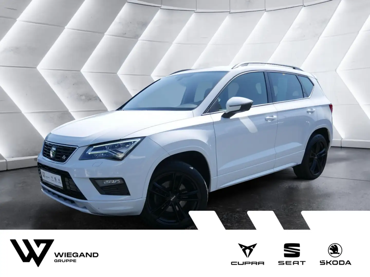 SEAT Ateca 2.0 TSI FR 4Drive PDC SHZ KAMERA LED Wit - 1