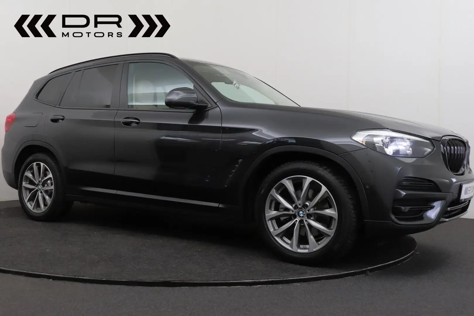 BMW X3 sDrive 18dA ADVANTAGE  - NAVI  - LED- HiFi - DAB Grau - 2