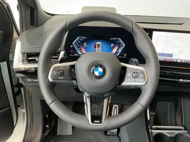 BMW 2 Series view 4