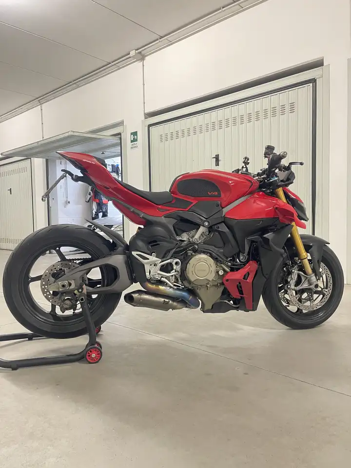 Ducati Streetfighter