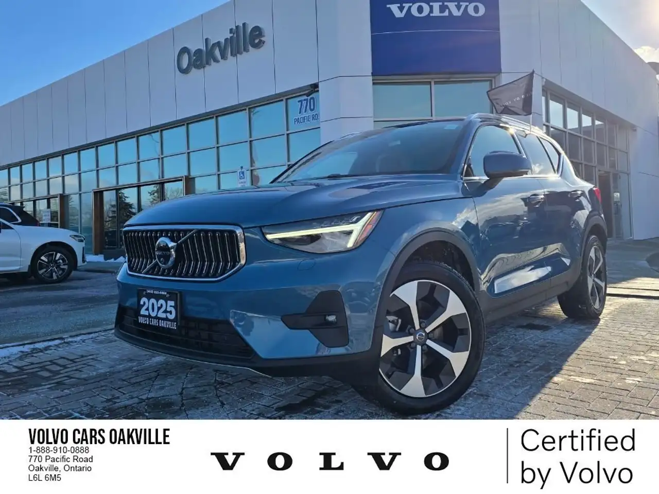 2025 Volvo XC40