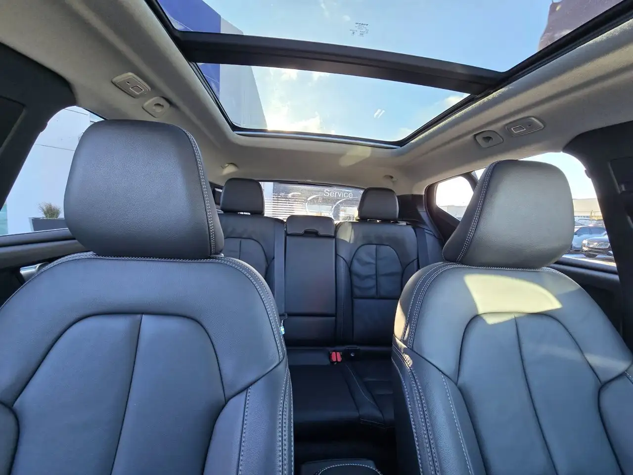 Volvo XC40 снимка Volvo XC40