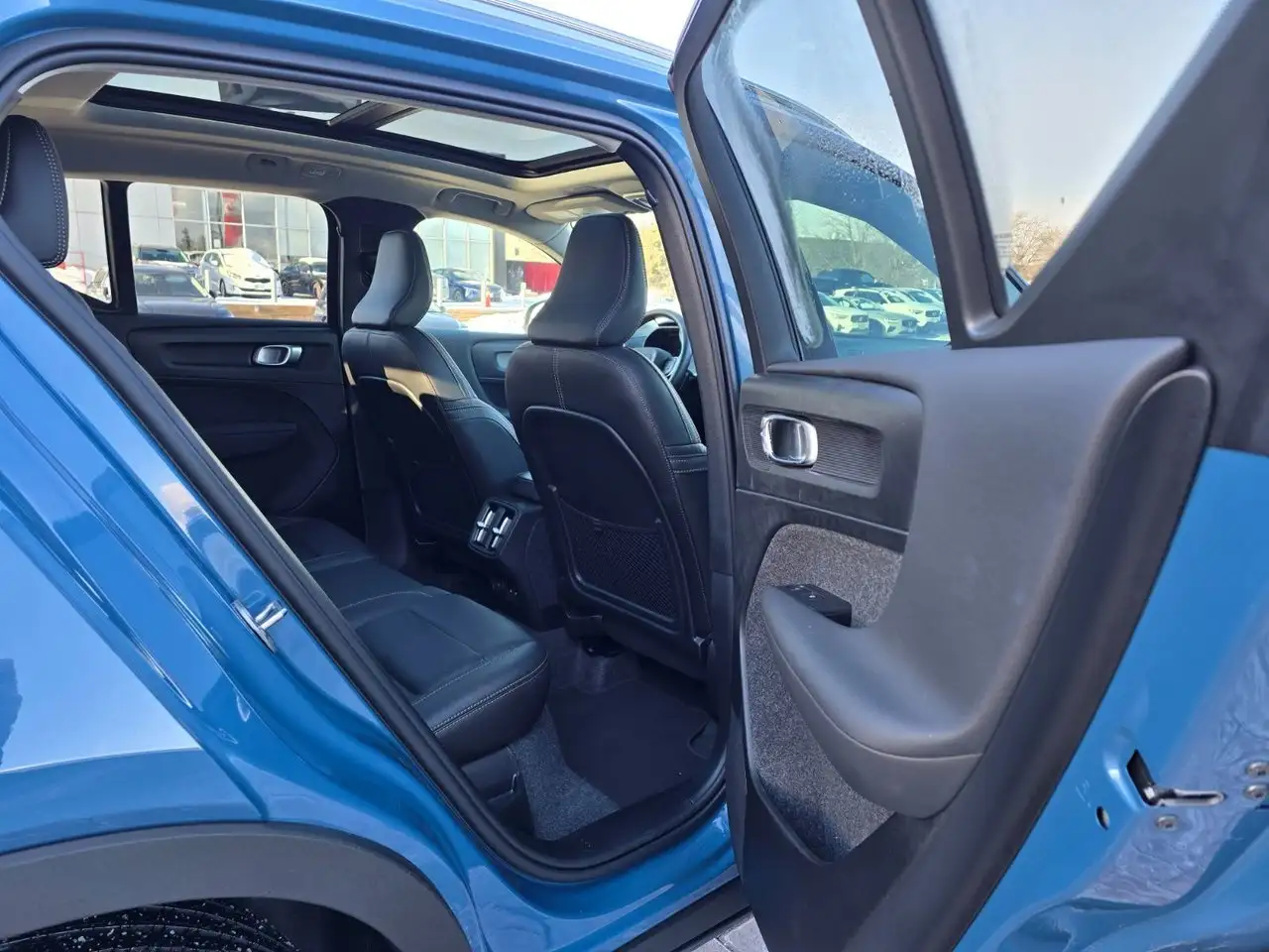 Volvo XC40 снимка Volvo XC40