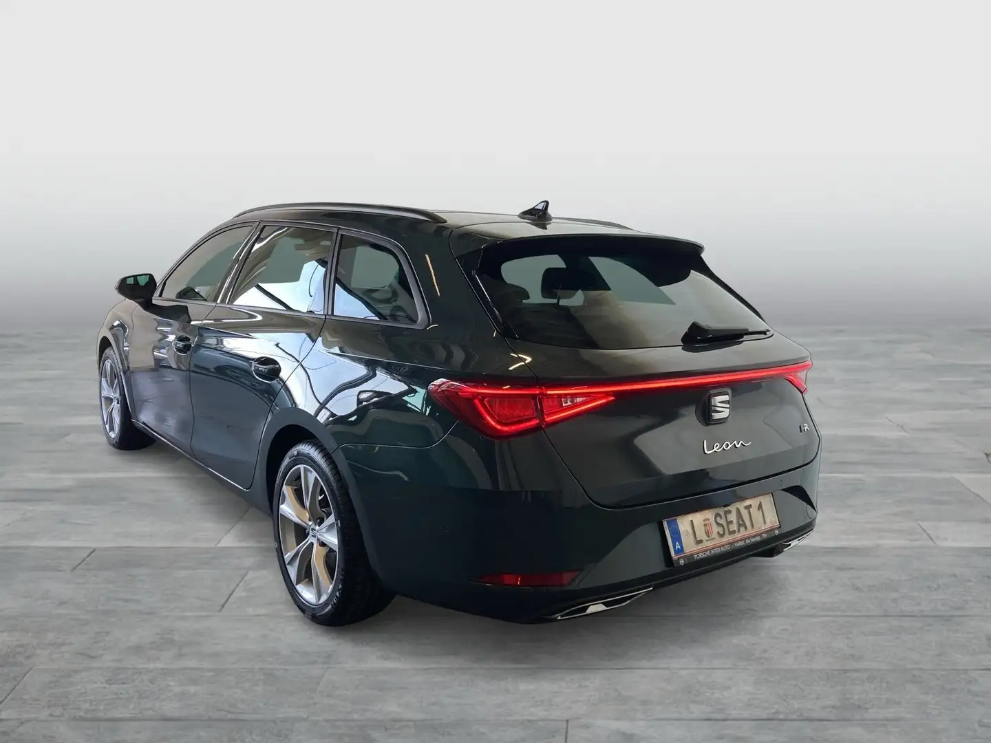 SEAT Leon FR 2.0 TDI DSG 150 PS Blau - 2
