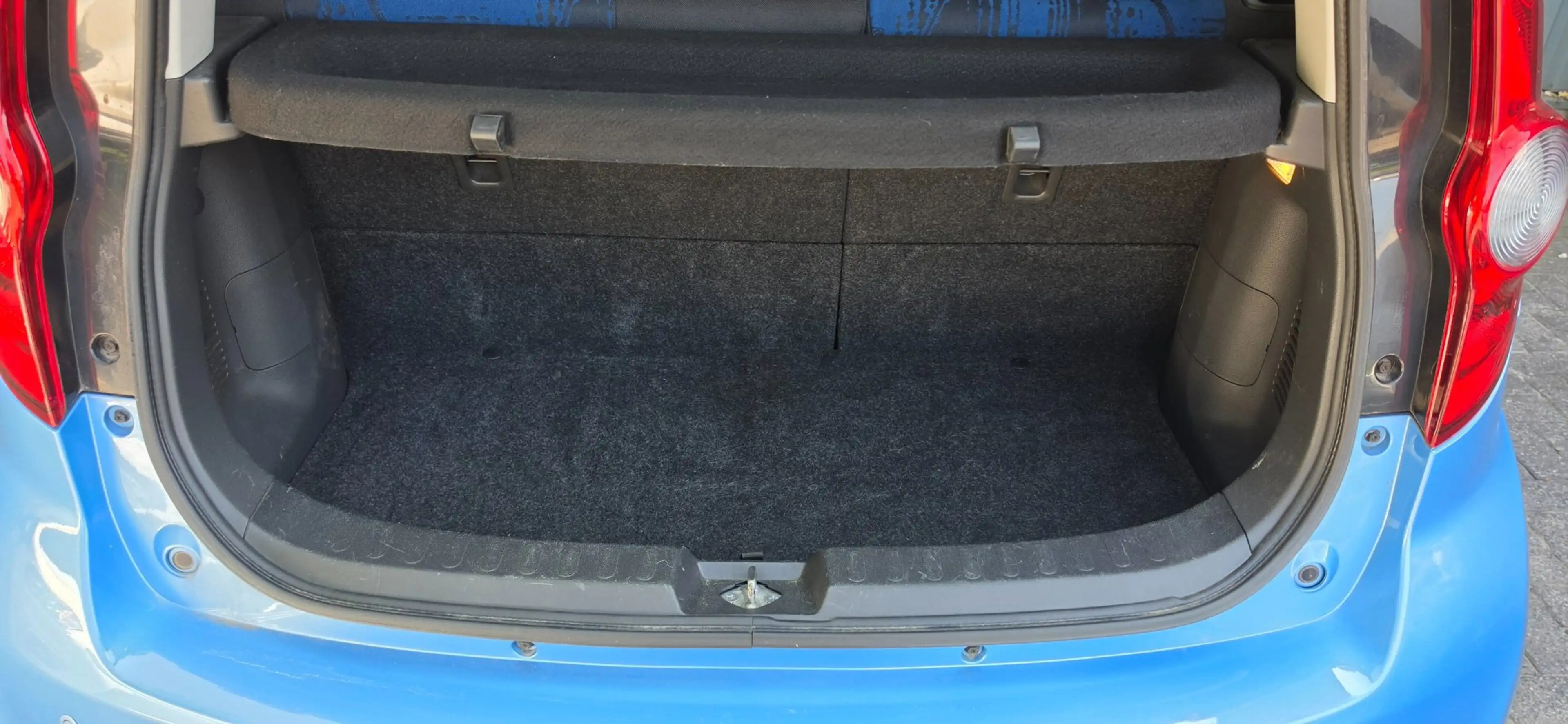 Opel Agila 1.0 68PK Airco Elec pakket PDC Hoge zit Distributi — photo 15