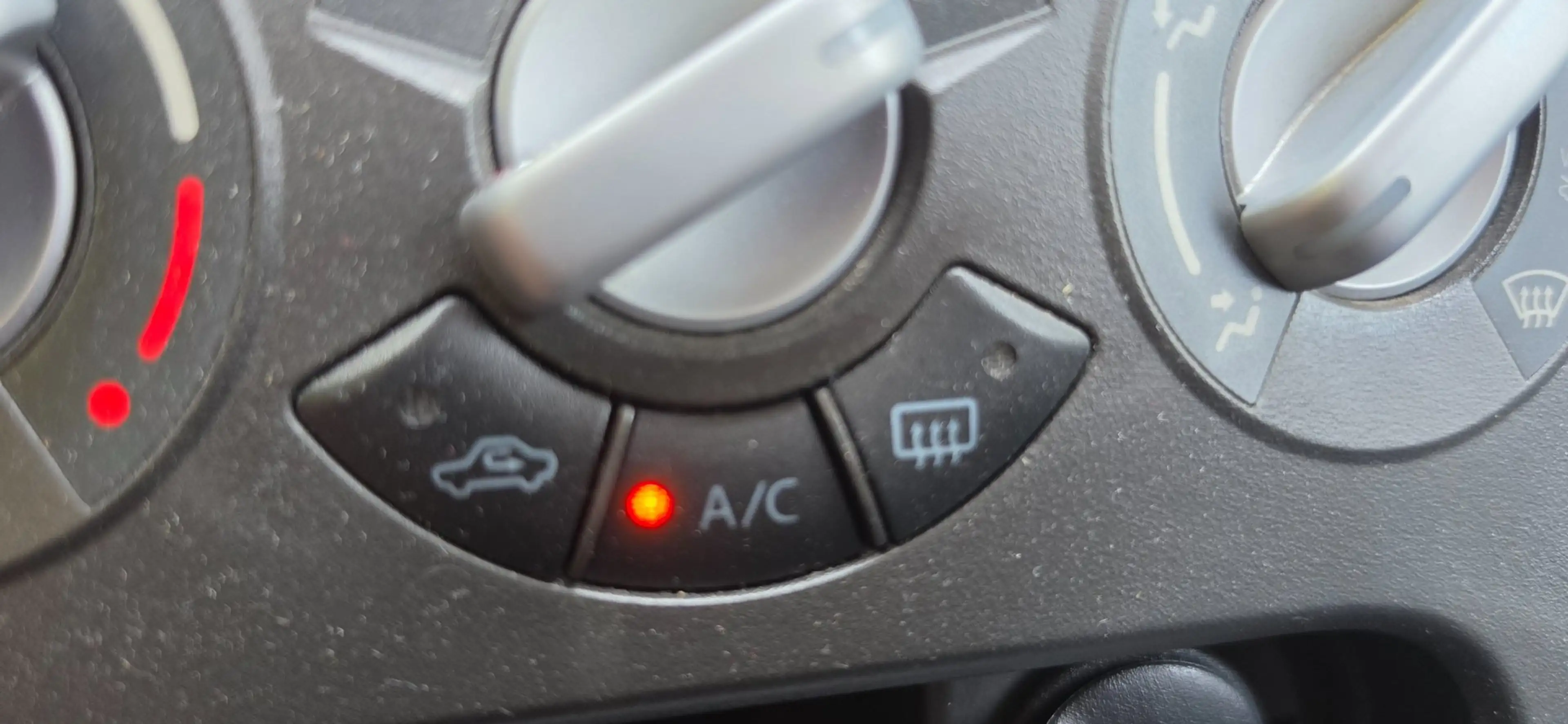 Opel Agila 1.0 68PK Airco Elec pakket PDC Hoge zit Distributi — photo 9
