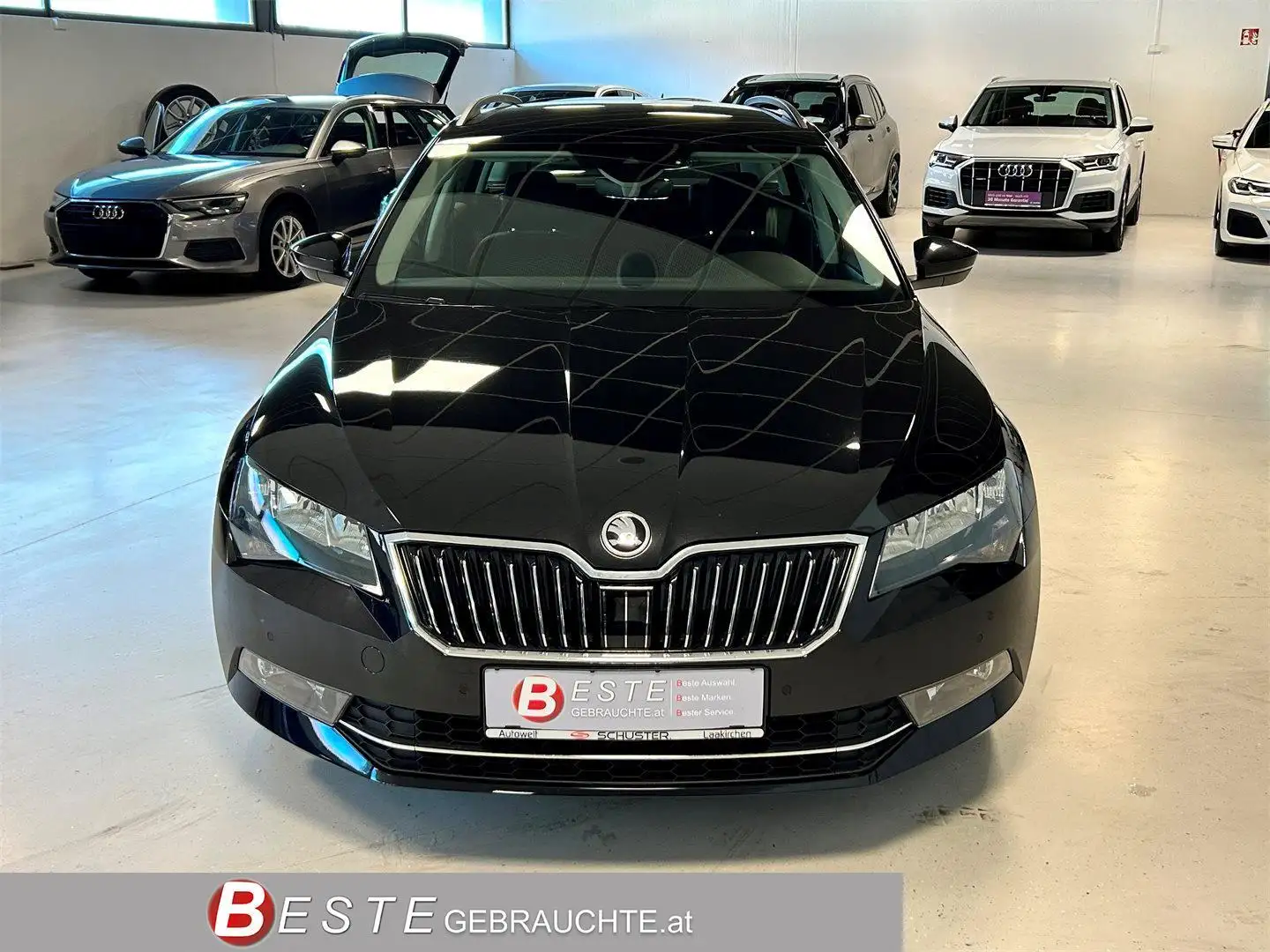 Skoda Superb Combi 2.0 TDI Ambition Schwarz - 2