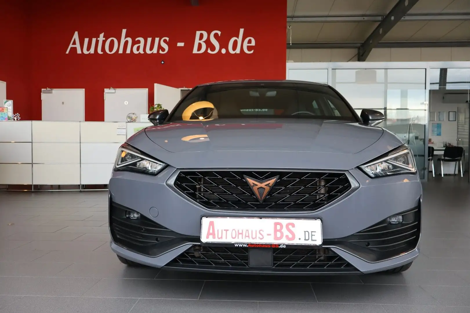 CUPRA Leon VZ e-Hybrid 1.4,PDC,Navi,LED,1.Hand Grau - 2