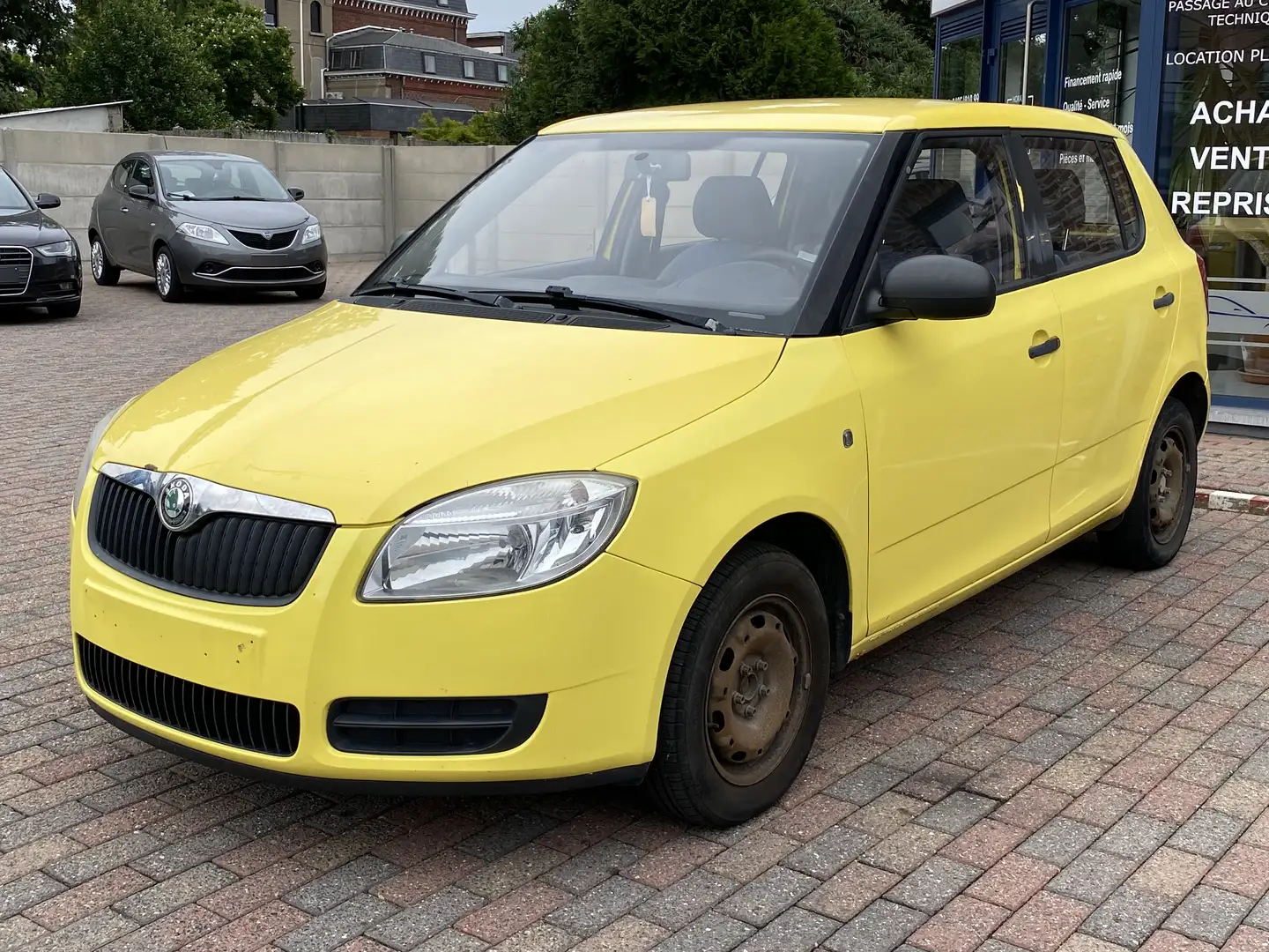 Skoda Fabia Fabia 1.2i *1450 euros*Prix Marchand ou Export* Jaune - 1