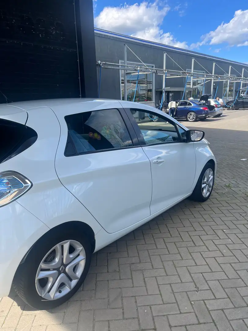 Renault ZOE Q90 Life Quickcharge 41kwh (€7.995 NA SUBSIDIE) Wit - 2