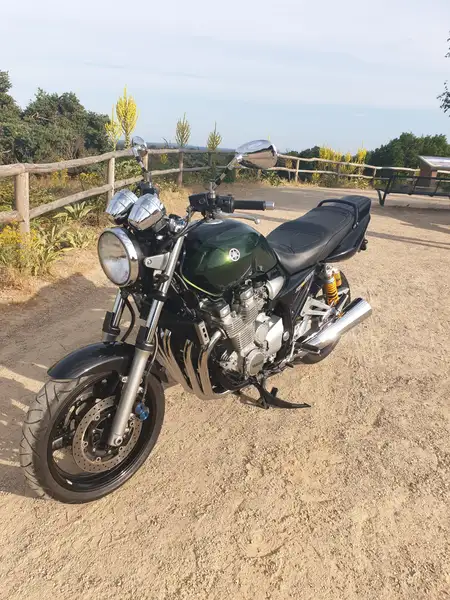 Yamaha XJR 1300 - foto 4