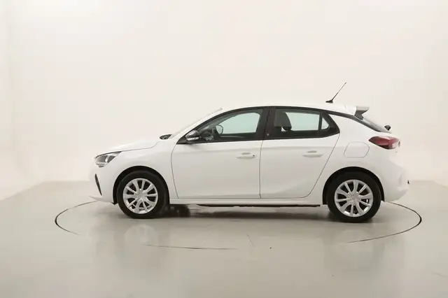 Opel Corsa-E view 2