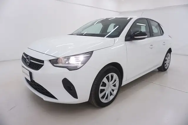 Opel Corsa-E view 9