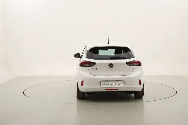 Opel Corsa-E view 4