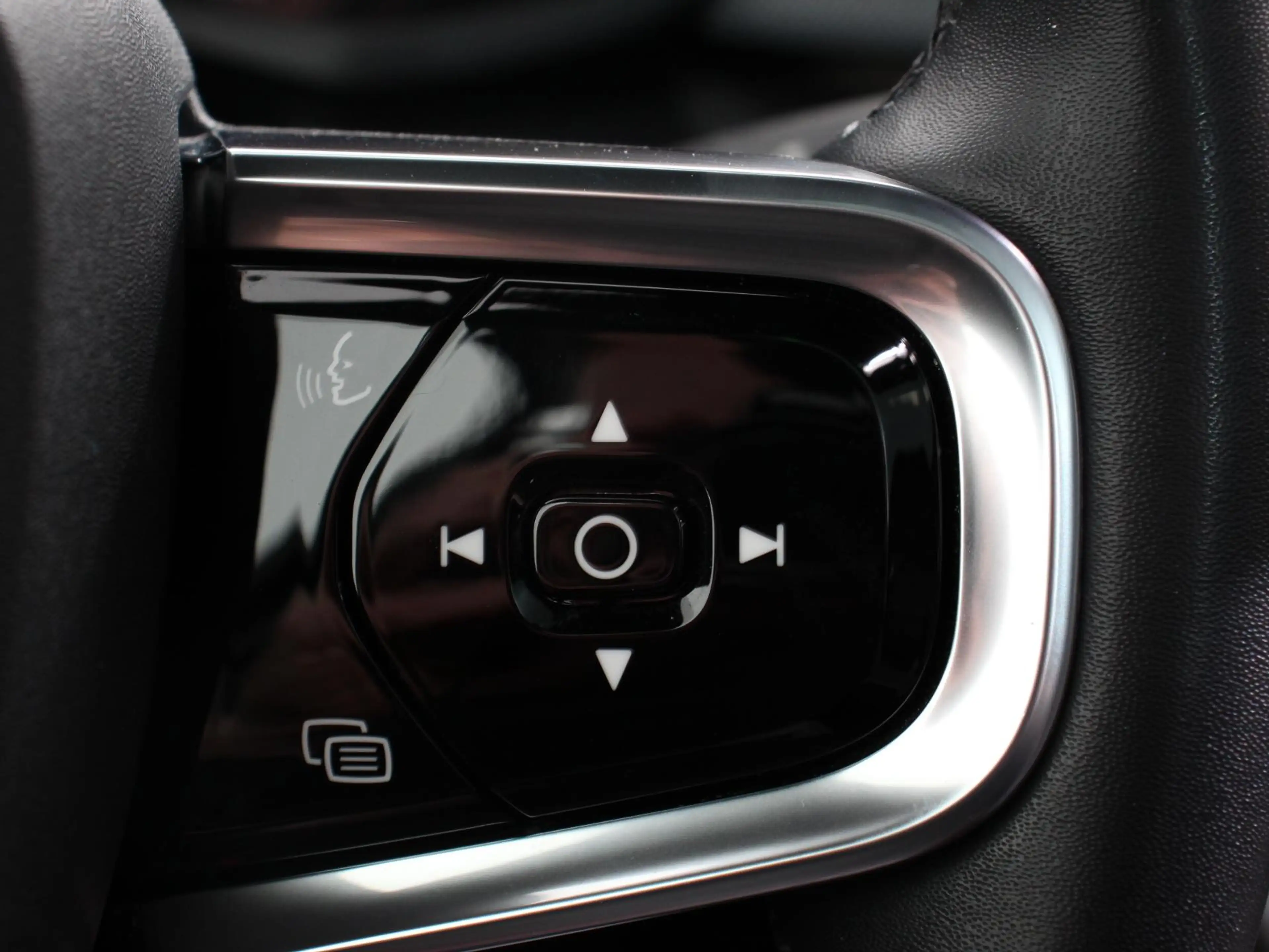 Polestar 2 Long Range Dual Motor 408pk Launch Edition 78kWh C — photo 19