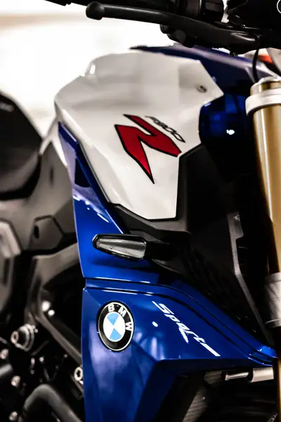 BMW F 900 R - foto 3