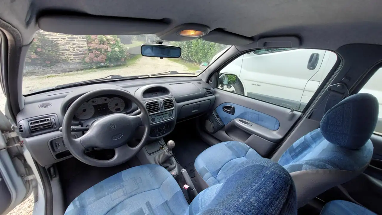 Renault Clio 1.4i 16V Tech'run, foto 2