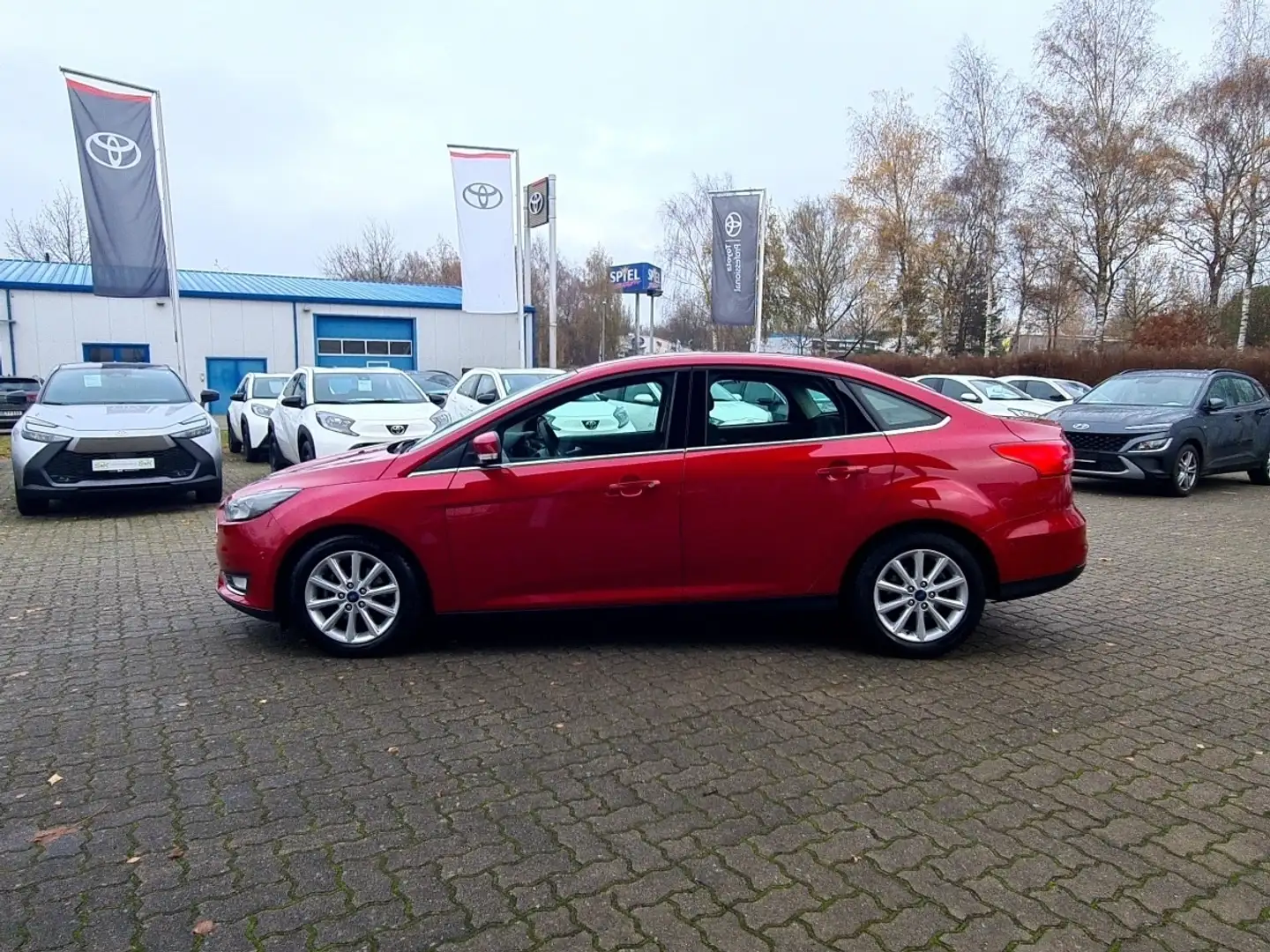 Ford Focus Titanium*EPH vo.+hi.*Sitz + Lenkradheizung Rot - 2
