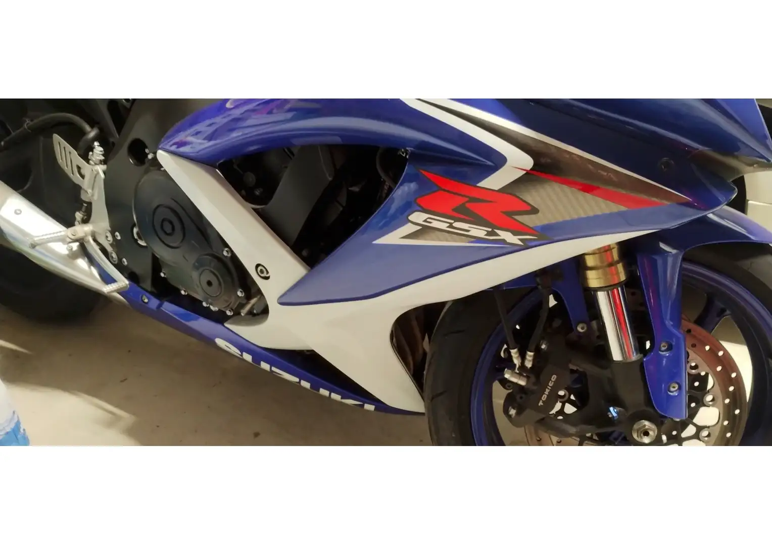 Suzuki GSX-R 600 K8 Bleu - 2