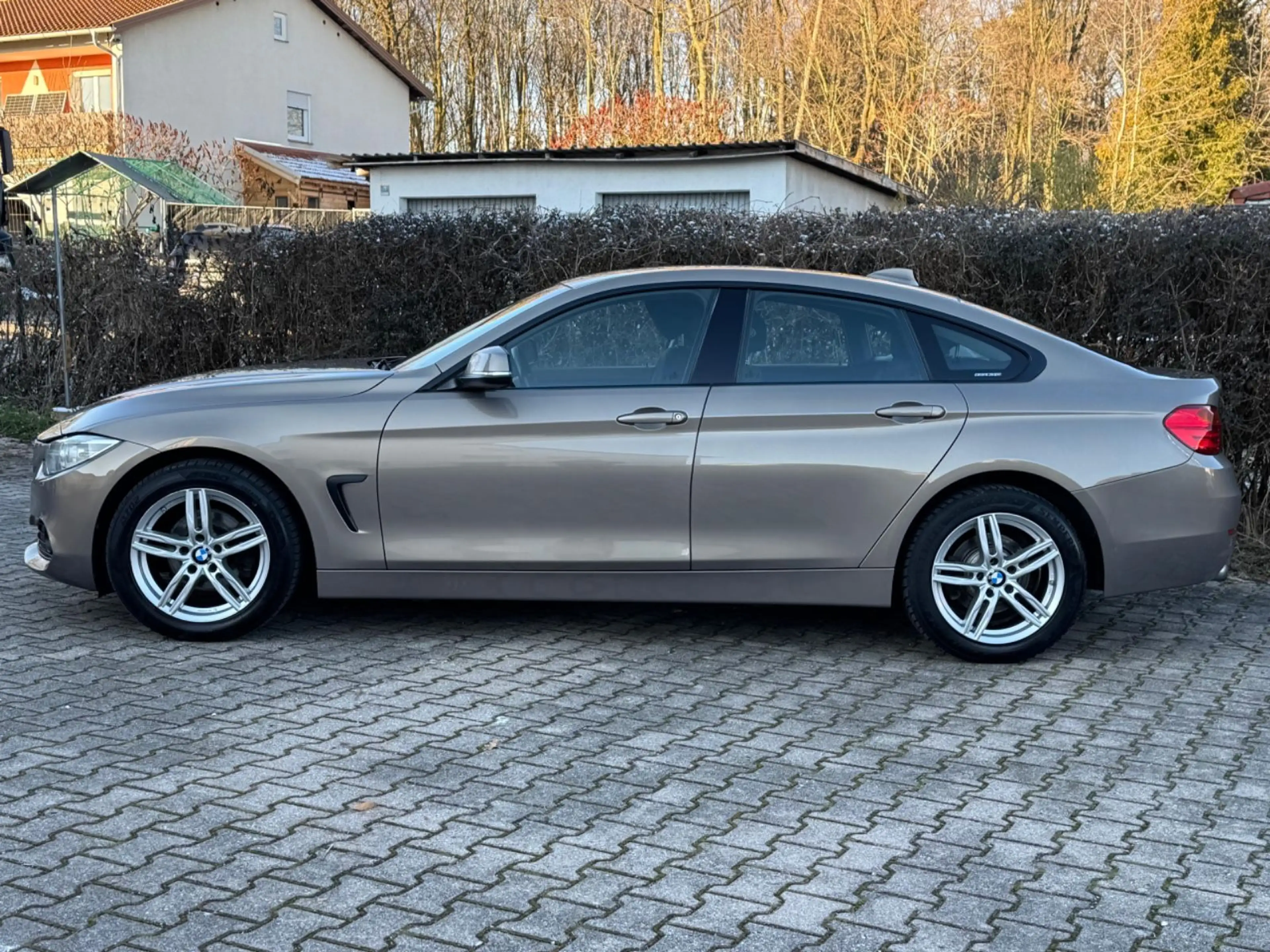 BMW 420 4 Gran Coupe 420 i xDrive 2.HAND TÜV NEU — photo 3