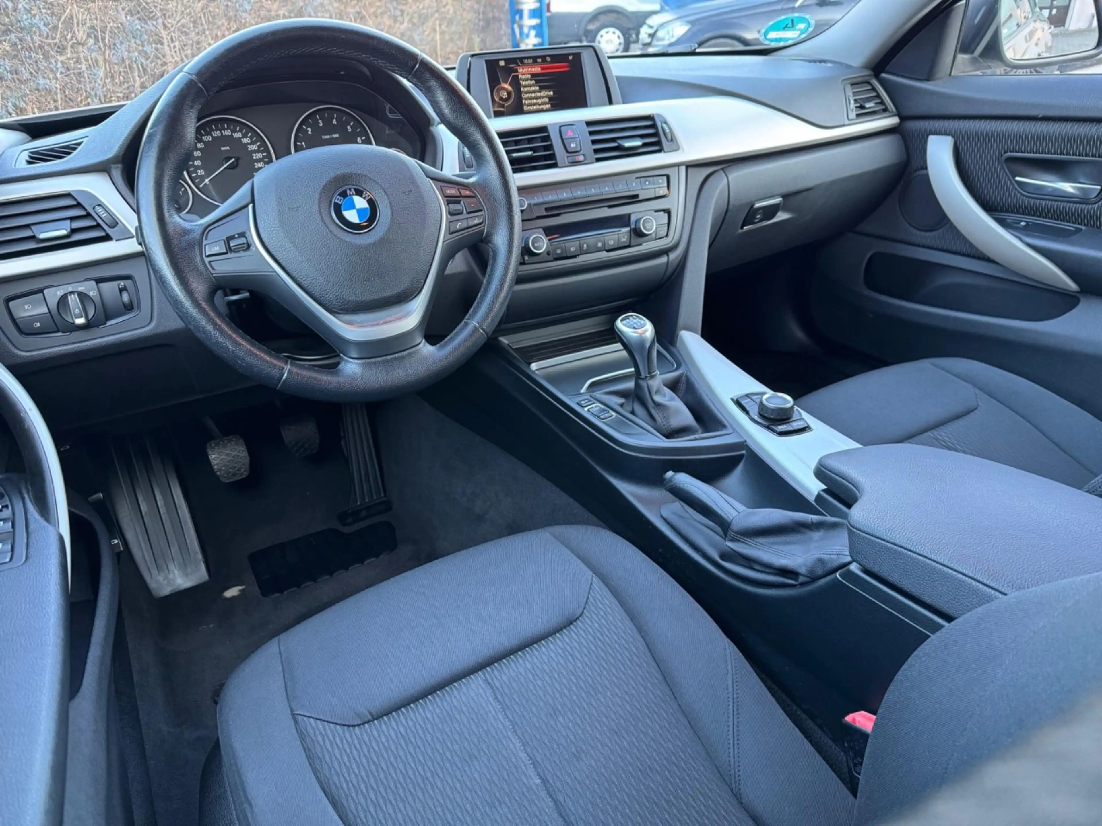 BMW 420 4 Gran Coupe 420 i xDrive 2.HAND TÜV NEU — photo 12