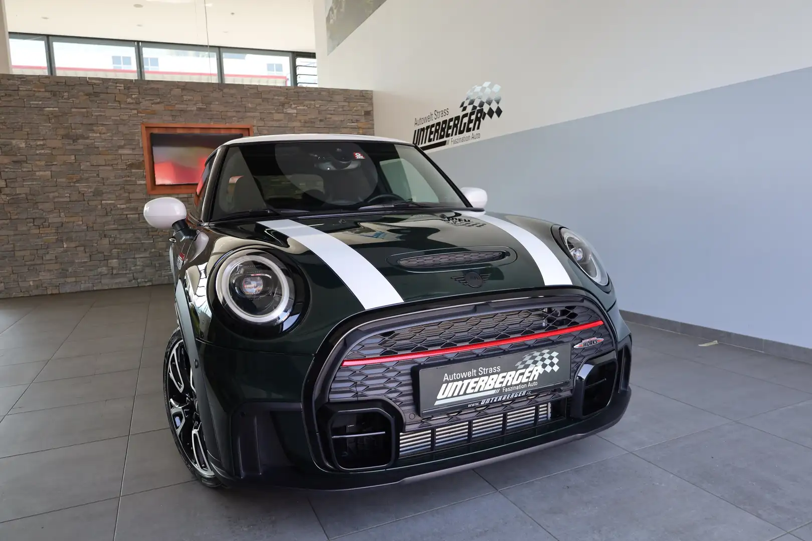 MINI John Cooper Works F56 Automatik Grün - 2