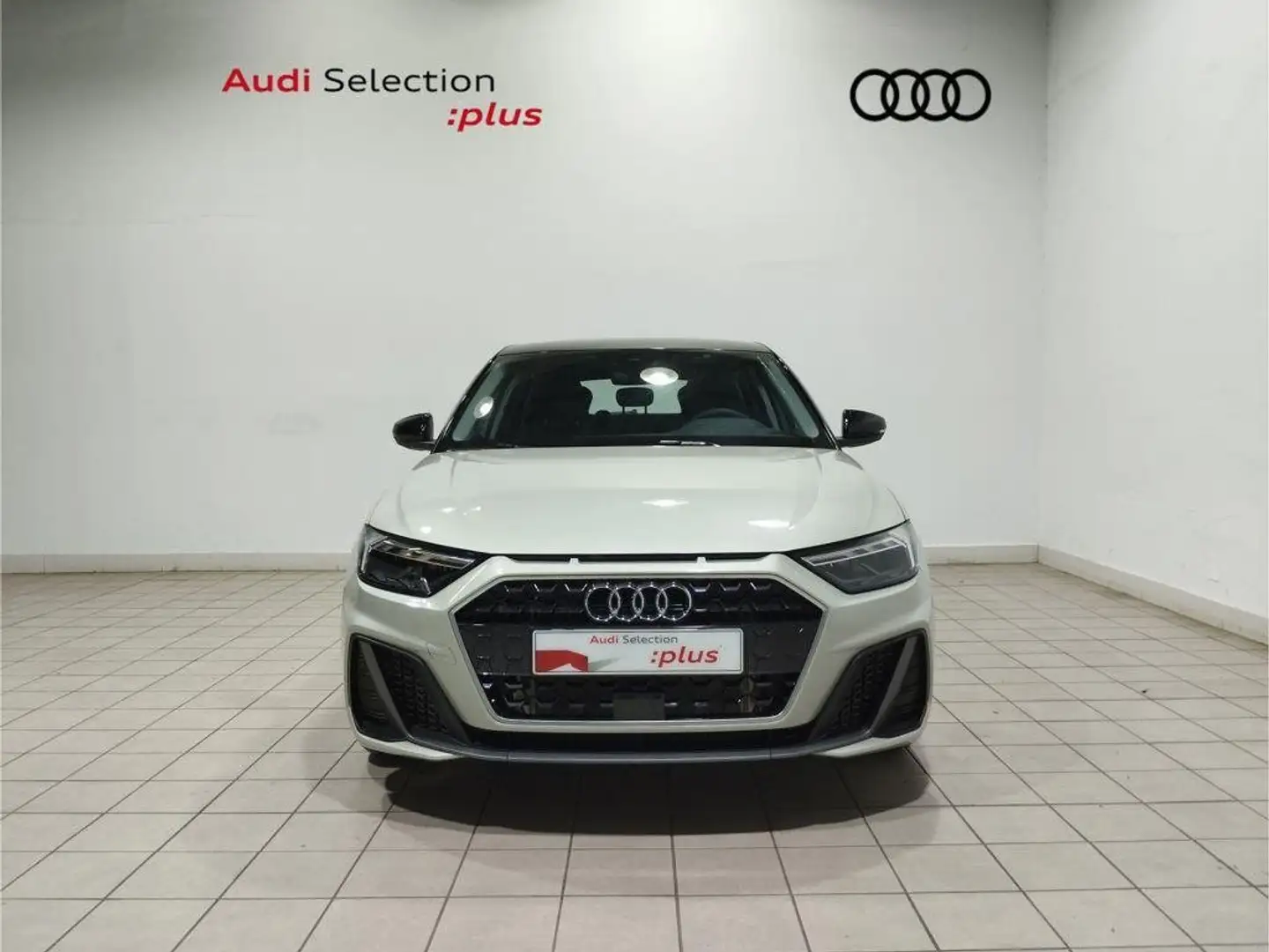 Audi A1 Sportback 30 TFSI Adrenalin S tronic 85kW Gris - 2