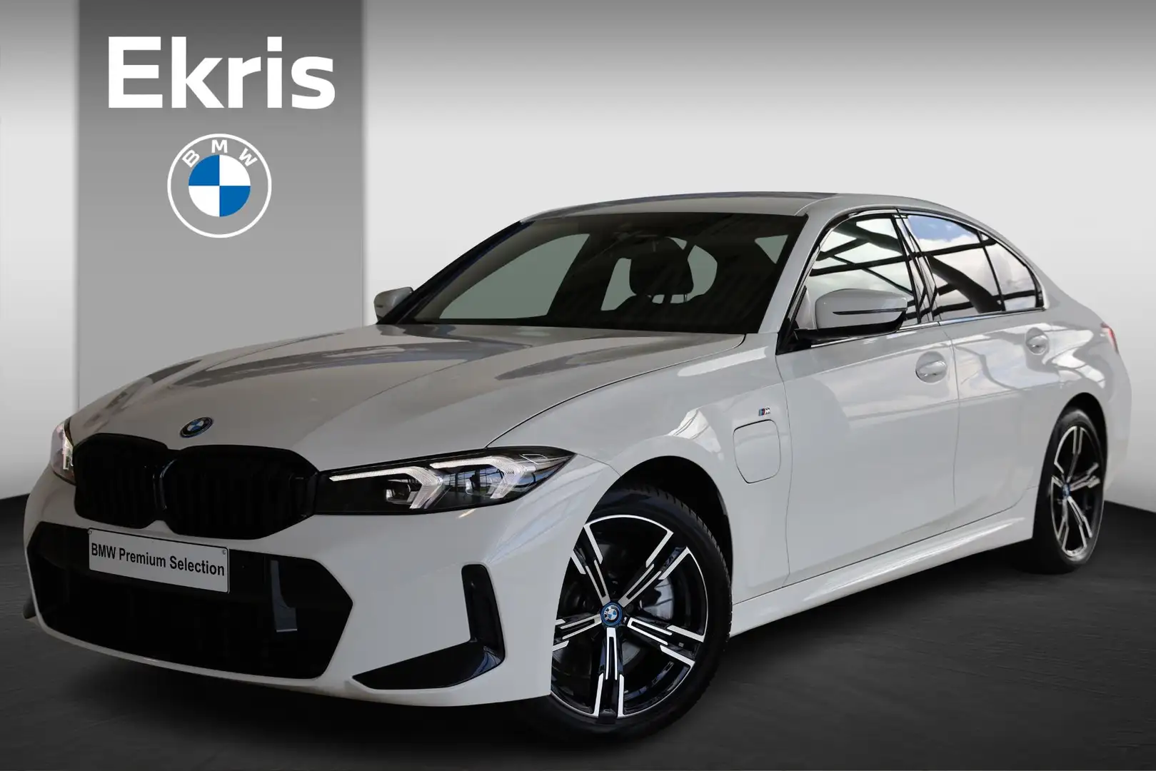 BMW 330 3 Serie Sedan 330e M Sportpakket Wit - 1
