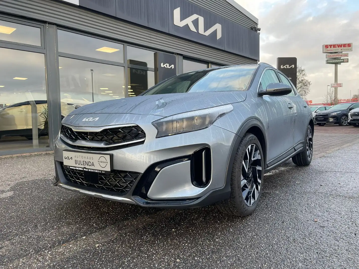Kia XCeed 1.5 T-GDI DCT7 Spirit XCL Silber - 2