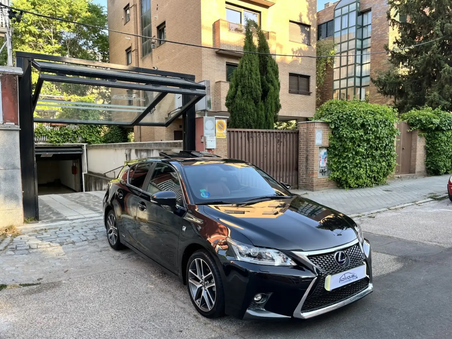Lexus CT 200h F Sport + Cuero Schwarz - 2