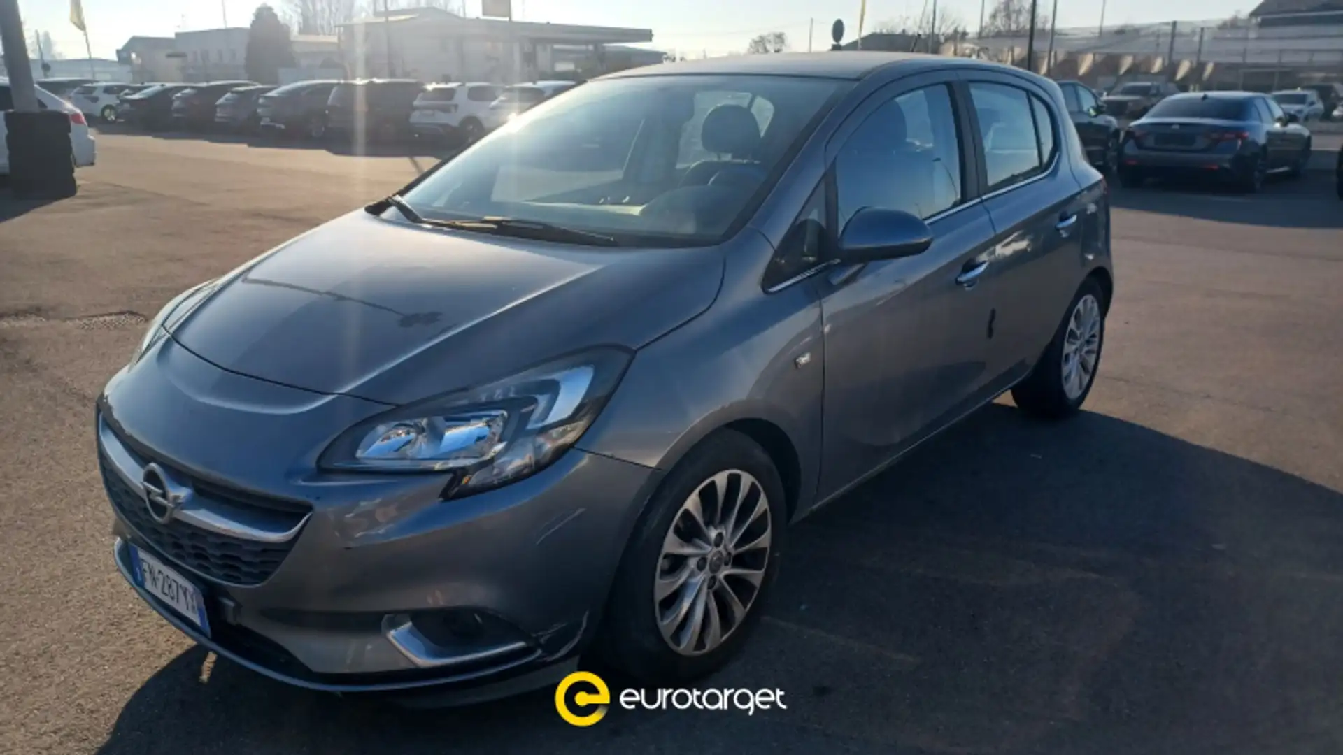 Opel Corsa 1.2 5 porte Innovation Gris - 1